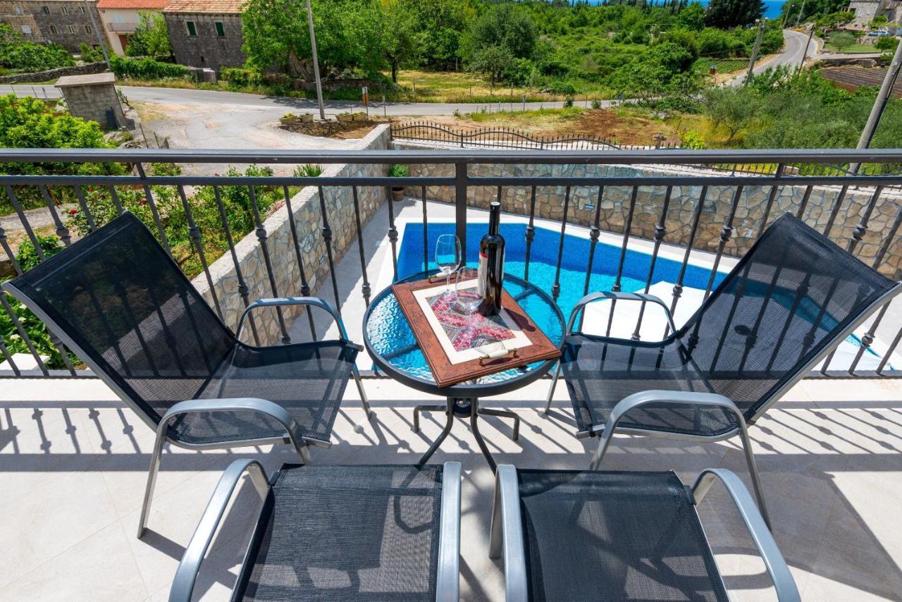 Apartments Villa Kabalero Gruda エクステリア 写真