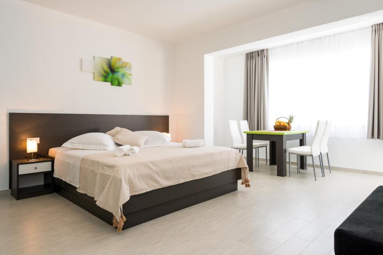 Apartments Villa Kabalero Gruda エクステリア 写真